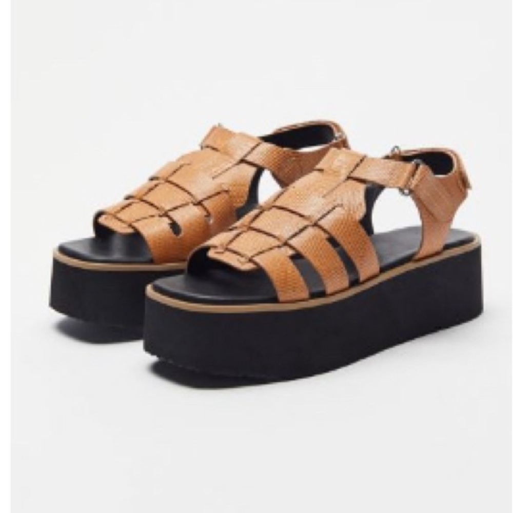 UO Shaina Huarache Flatforms